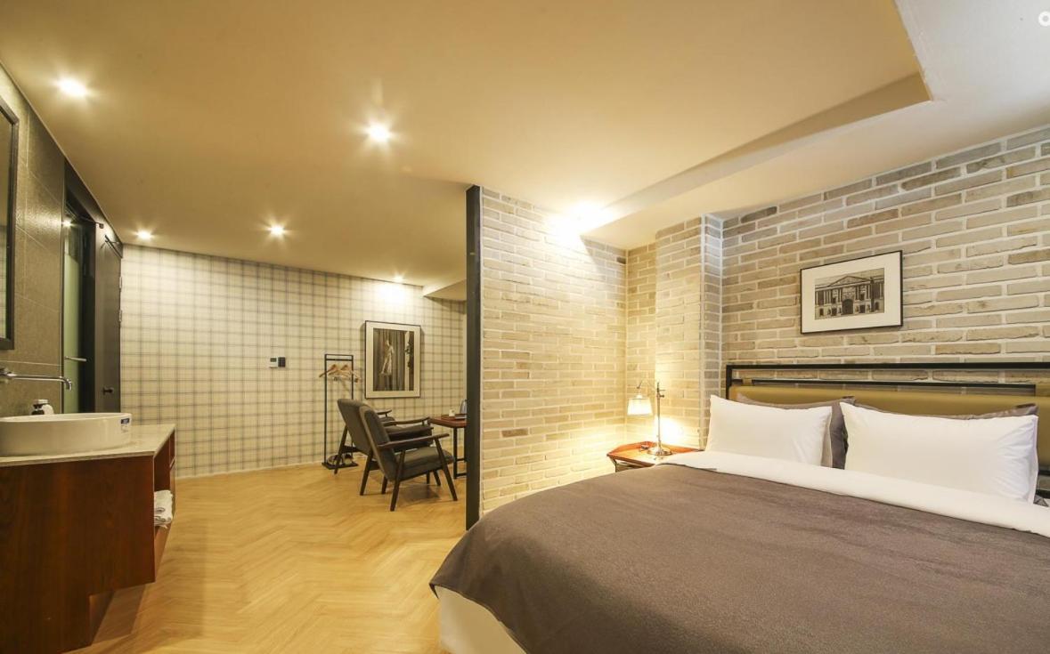 Brown Dot Hotel Gwangan Beach Busan Exterior photo
